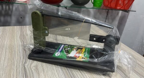 Polythene Knife